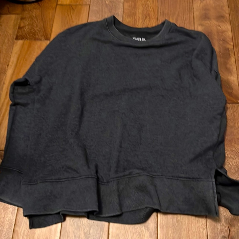 Simple Grey Sweatshirt